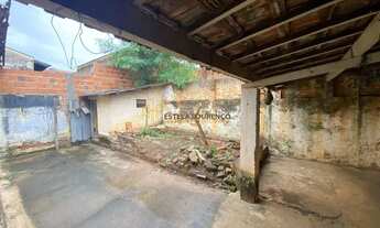 Imagem 2: Casa para Venda em Bauru, Parque União, 2 dormitórios, 1 banheiro, 1 vaga