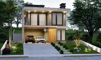 Imagem 6: GRAMADO - Casa Padrão - Pártico