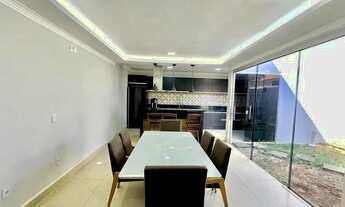 Imagem: Casa mobiliada com energia solar no Jardim