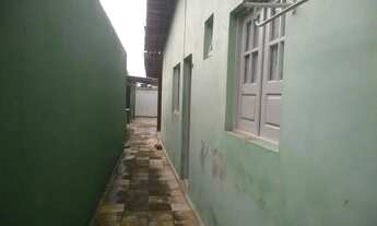 Imagem 3: ALUGO CASA COM PISCINA E 3 QUARTOS SENDO 1 SUITE 1,700 REAIS