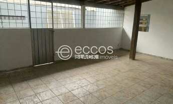 Imagem 2: Casa para aluguel, 4 quartos, 1 suíte, Santa Helena - ARAGUARI/MG