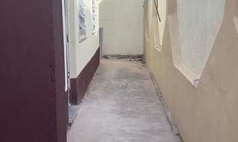 Imagem 7: Raul Veiga junto à praça do Bandeirante