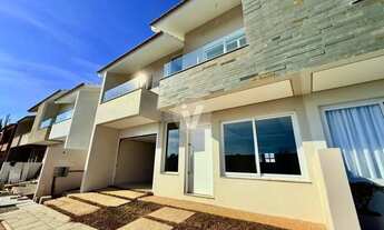 Imagem: Imperdível! Casa NOVA de Condomínio, localizada