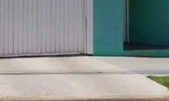 Imagem: Casa á venda com 3 quartos sendo 2 suítes