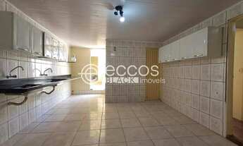 Imagem 10: Casa para aluguel, 3 quartos, 1 suíte, 2 vagas, Conjunto Cássio Rezende - UBERABA/MG