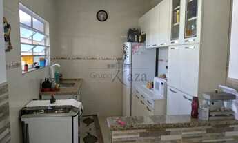 Imagem 6: Oportunidade - Casa Sobrado - Jacareí - 5 Dormitórios - Jardim Dindinha - 251,38m² - Estud