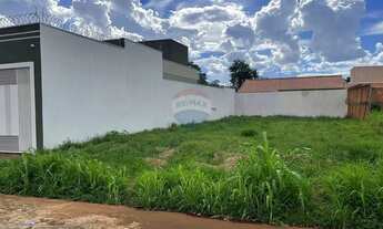 Imagem 6: Terreno em Jardim Morumbi: Tranquilidade e Natureza