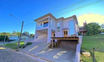 Imagem 4: Casa Alto Padrão com Lareira e Aquecimento Solar na Reserva da Aldeia