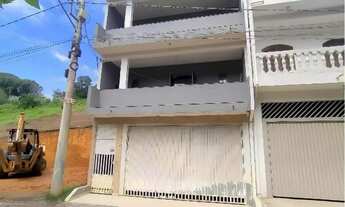 Imagem 3: Sobrado Espaçoso e Versátil à Venda Parque Rizzo