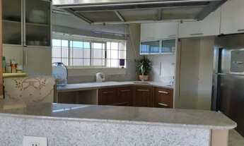 Imagem 5: Casa com 5 Dormitórios, 2 garagens - Coqueiros