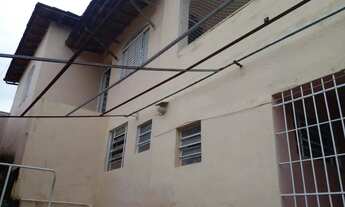 Imagem 2: EXCELENTE CASA 2 QTS COM GARAGEM