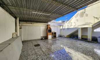 Imagem 5: Duas Casas Independentes: Oportunidade Perfeita para Família ou Investidor!