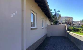 Imagem 2: Aluga-se casa 3 dorm. no Centro de Pomerode/SC