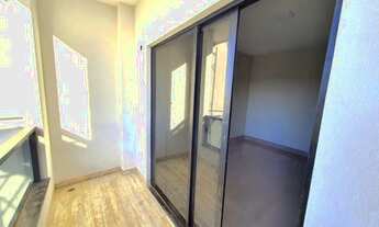 Imagem 4: Casa Estilo Sobrado com Alto Padrão de Acabamento no Bairro Alto Umuarama