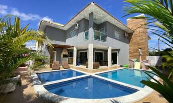 Imagem: Casa de alto padrão à venda em condomínio