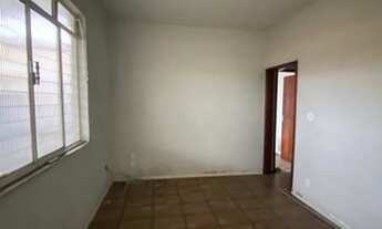 Imagem: Casa com 4 quartos, piscina e garagem Bairro