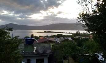 Imagem 3: Casa para venda com 512 metros quadrados com 1 quarto em Capao - Garopaba - SC