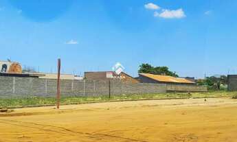 Imagem 3: Lote/Terreno para venda possui 778 metros quadrados em Cidade Jardim - Araraquara - SP