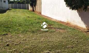 Imagem 3: Lote/Terreno para venda possui 550 metros quadrados em Jardim dos Flamboyants - Araraquara