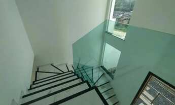 Imagem 3: Sobrado para venda tem 188 metros quadrados em Urumari - Santarém - Pará