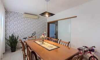 Imagem 7: Ótima casa com 04 dormitórios e 04 vagas de garagem