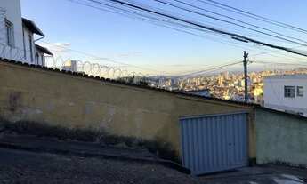 Imagem: EXCELENTE CASA DE 03 QUARTOS NO BAIRRO RENASCENÇA