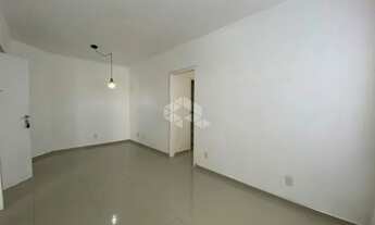 Imagem 2: Apartamento à venda com 3 dormitórios, sendo 1 suíte, no Centro de Florianópolis - SC