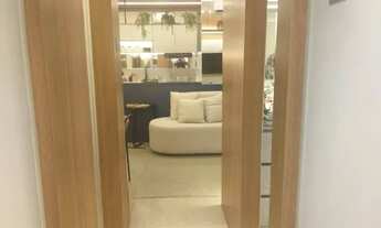 Imagem 7: More em frente ao metrô shopping Itaquera