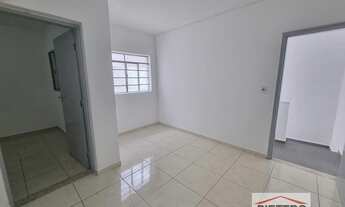 Imagem 5: CASA ASSOBRADADA NO B. OLÍMPICO/SCS - 01 DORM