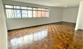 Imagem: More ao lado do Parque do Povo. Apartamento