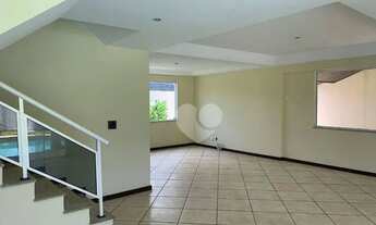 Imagem 7: CASA TRIPLEX, 4 SUITES COM PISCINA , SAUNA, CHURRASQUEIRA - VARGEM PEQUENA - RJ