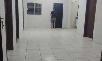 Imagem 4: ALUGA-SE CASA COM PONTO COMERCIAL NA AVENIDA D (CIDADE JARDIM