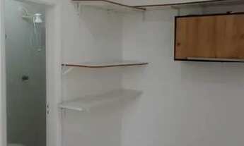 Imagem 6: Apto com 02 dormts. + dep. de empregada com WC. Boqueirão - Santos