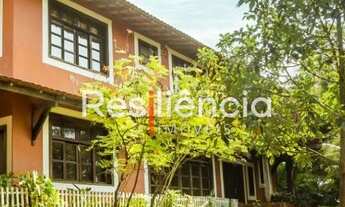 Imagem 3: Mansão em frente ao rio em Salinópolis com 3 construções independentes sendo uma pousada