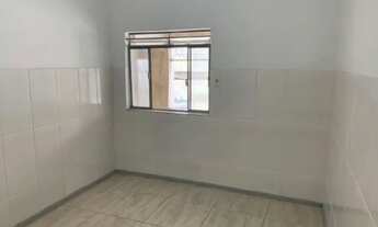 Imagem 2: Aluga-se casa na rua principal do Bairro de Lourdes