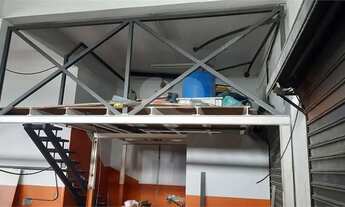 Imagem 3: Sobrado com espaço para criação de Marina - São Vicente