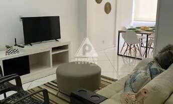 Imagem 3: Botafogo, 2 quartos, andar alto, dependências completas!