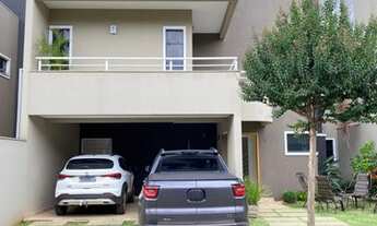 Imagem: Casa à venda 3 Quartos, 2 Vagas, 200M²