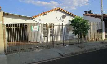 Imagem 3: SOLO SAGRADO I - CASA RESIDENCIAL 2 DORMITÓRIOS C/ QUINTAL E GARAGEM PROX. DE COLEGIO