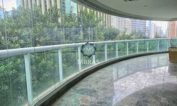 Imagem: Amplo apartamento de 500 m² no Itaim Bibi