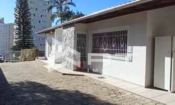 Imagem 3: Linda casa tanto residencial quanto comercial em uma localização perfeita na Vila Nova!
