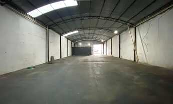 Imagem 6: Aluga-se Galpão / depósito com 3 vagas na garagem