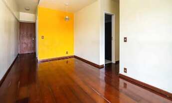 Imagem 1: Apartamento para aluguel tem 75 metros quadrados com 3 quartos em Centro - Niterói - RJ