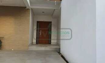 Imagem 2: Casa de condomínio para venda possui 320 metros quadrados com 3 quartos