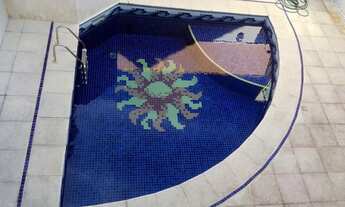 Imagem 5: Casa em Condomínio com 450 mts. 4 suítes, piscina e area gourmet com salão de festas com