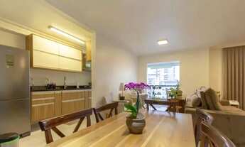 Imagem 3: Apartamento de 83m², com 3 dormitórios, 1 suíte, churrasqueira na varanda, andar alto, 2 v