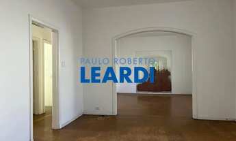 Imagem: CASA ASSOBRADADA - PACAEMBÚ - SP