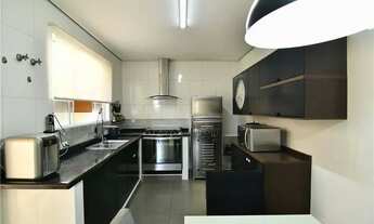 Imagem: Sobrado de 3 dormitorios sendo uma suite