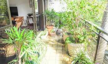 Imagem 7: Sensacional 4 Dormitórios, com 272 m², duas suítes, 3 vagas escrituradas, salão amplo com