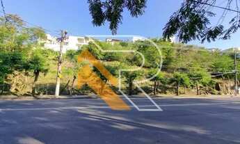 Imagem 3: À venda 03 lotes aclive com 1.350m² em Piratininga, Região Oceânica - Niterói- RJ